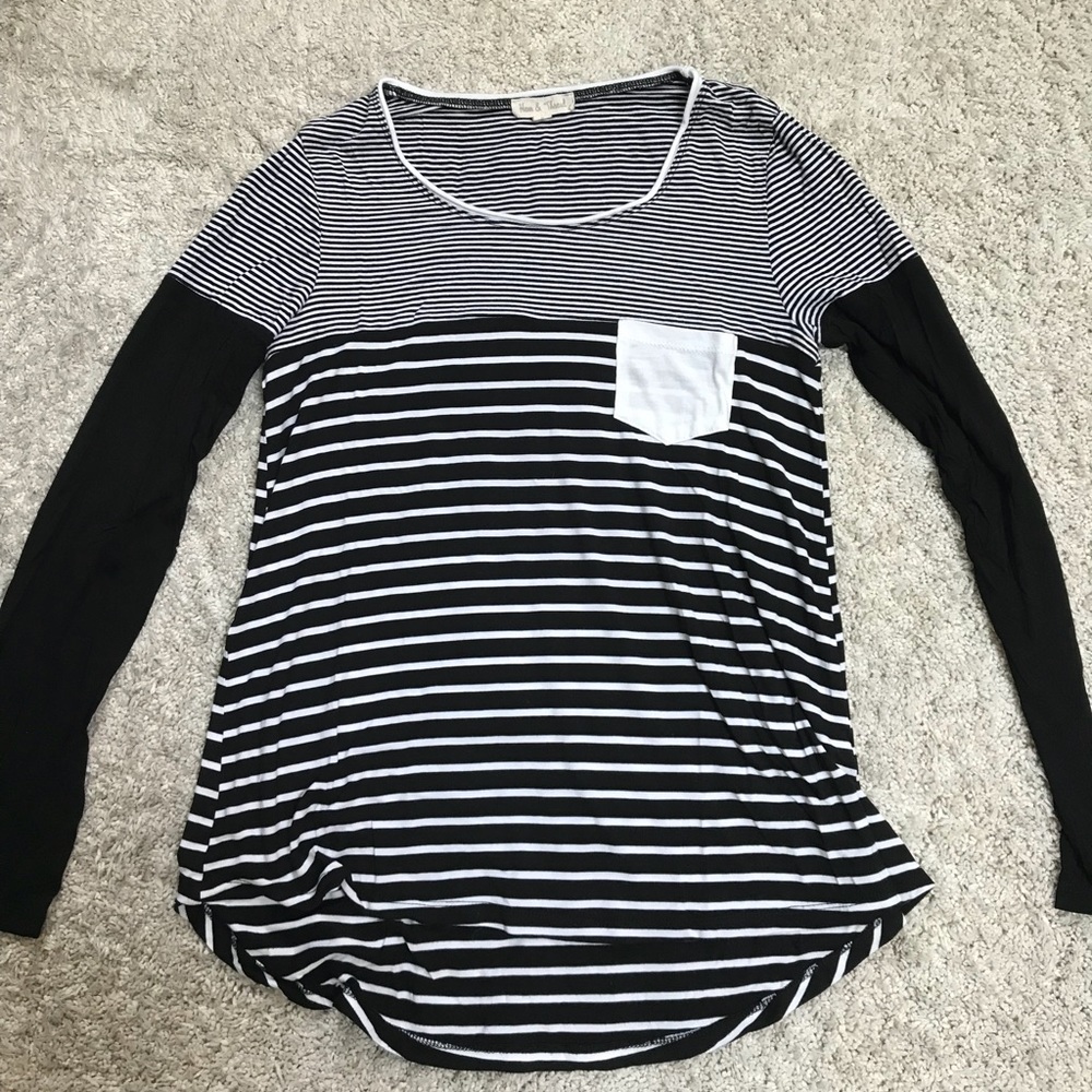 Women’s long sleeve shirt